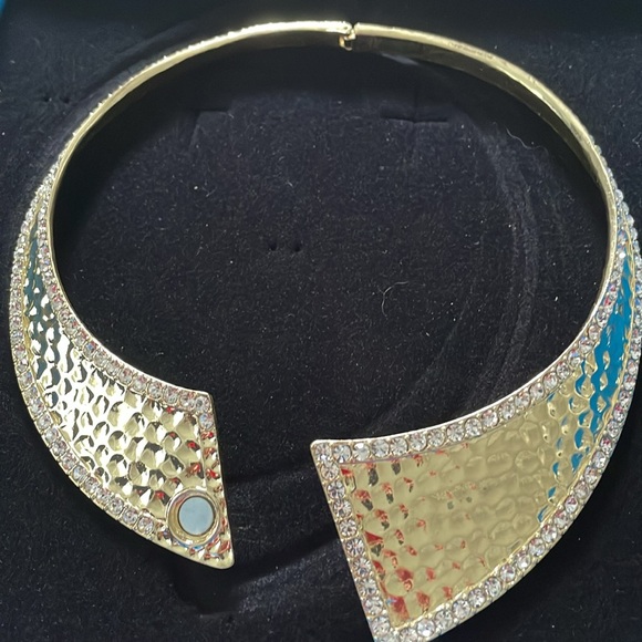 Fashion Gold Tone Necklace with CZ accents 16 inch collar - Picture 3 of 4